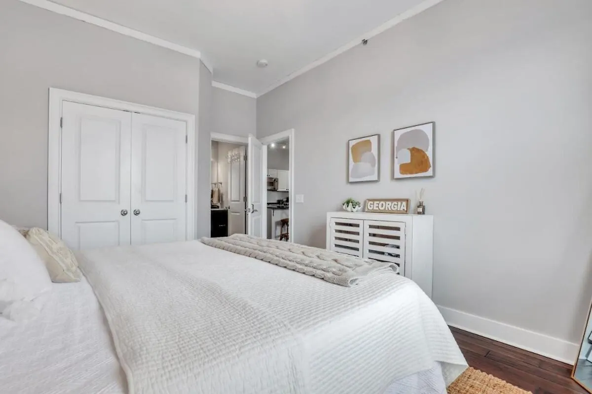 דירה סוואנה Broughton Street Bungalow - Steps To Everything