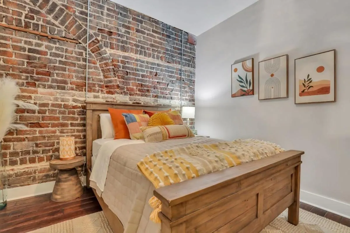 סוואנה Broughton Street Bungalow - Steps To Everything דירה